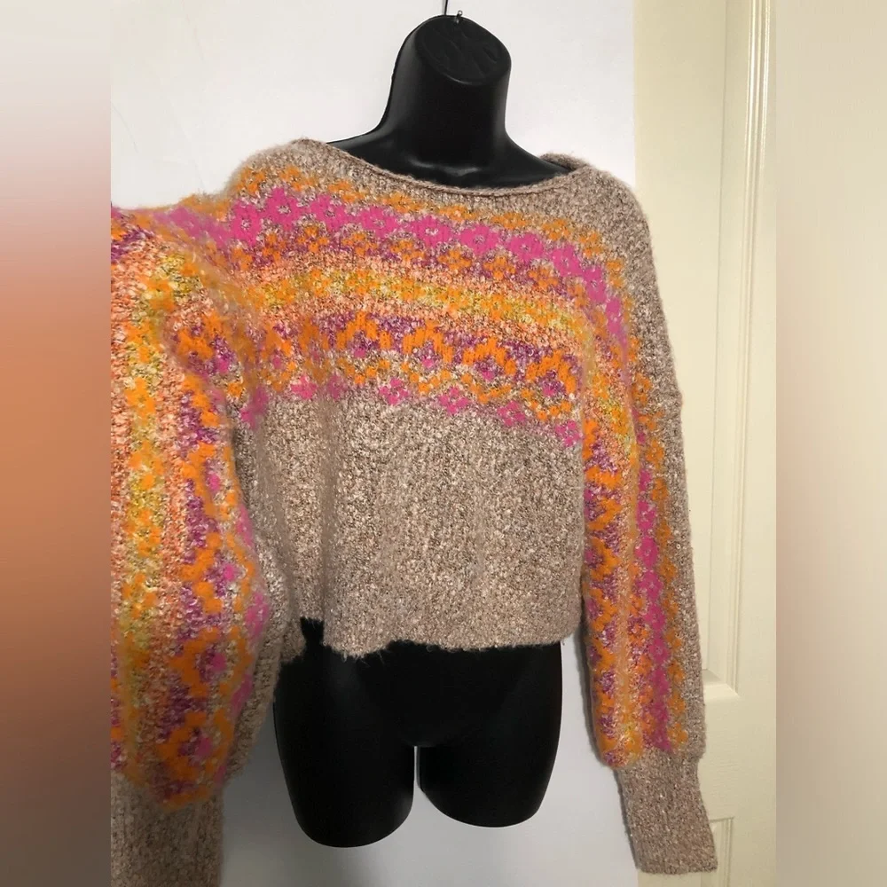 Free People snowflake tan colorblock fuzzy style sweater size‎ large brand new
